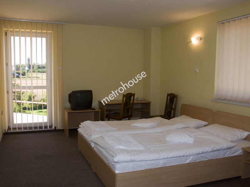 Hotel na sprzedaż, Oleski, Zdziechowice