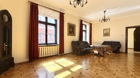 Wynajem Lokal handlowo-usługowy Szewska, Toruń